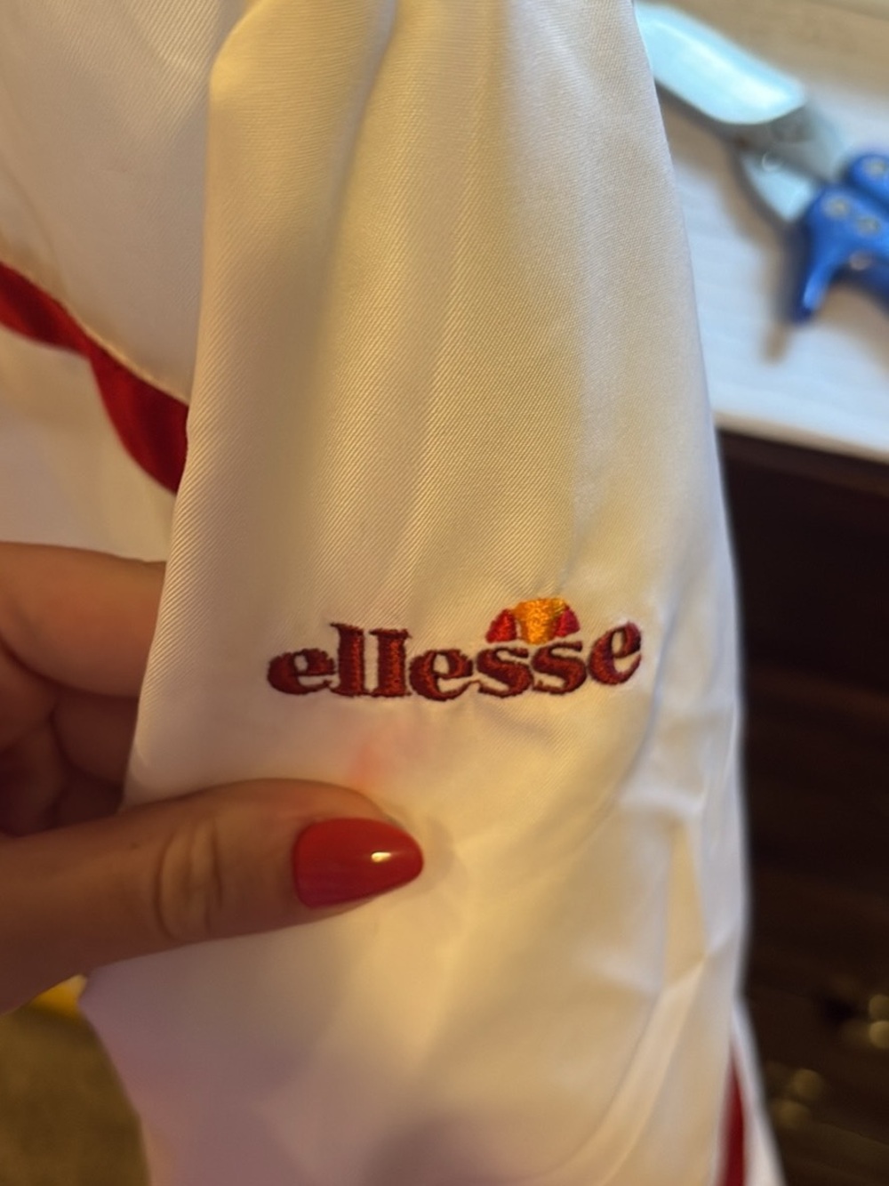 ellesse White Bomber Jacket with Red Stripe Accents - Picture 4 of 5